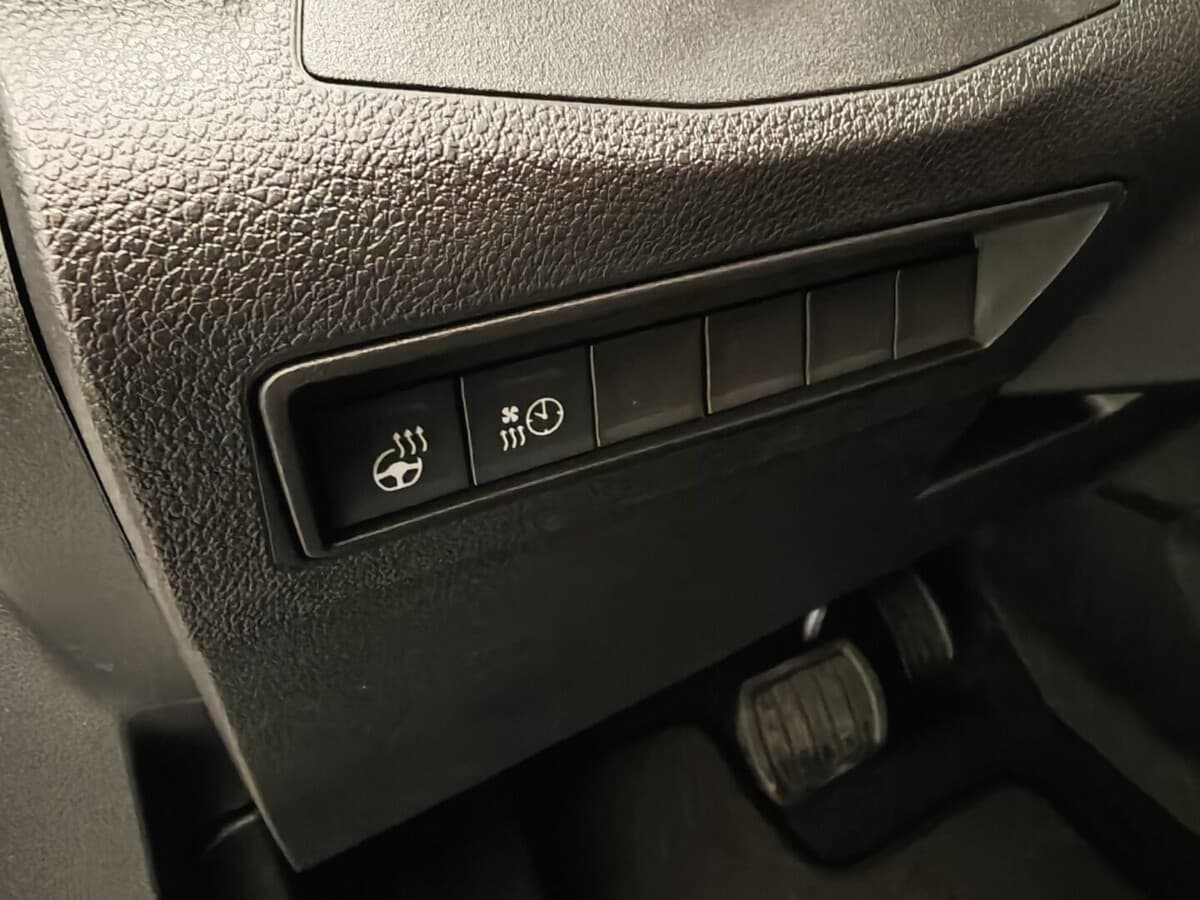 2025 Toyota Proace - 20