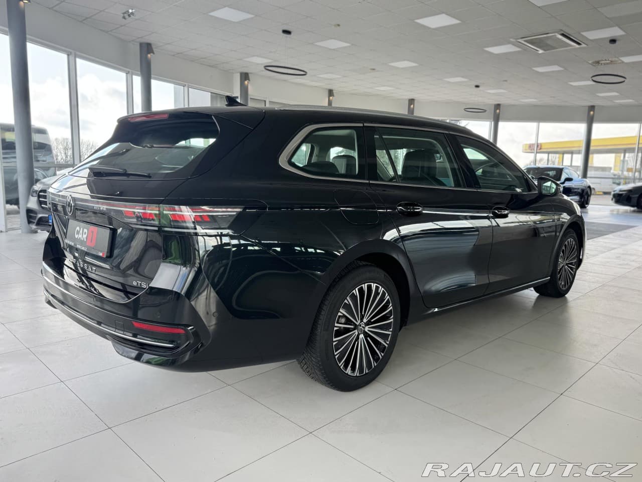 2024 Volkswagen Passat - 5