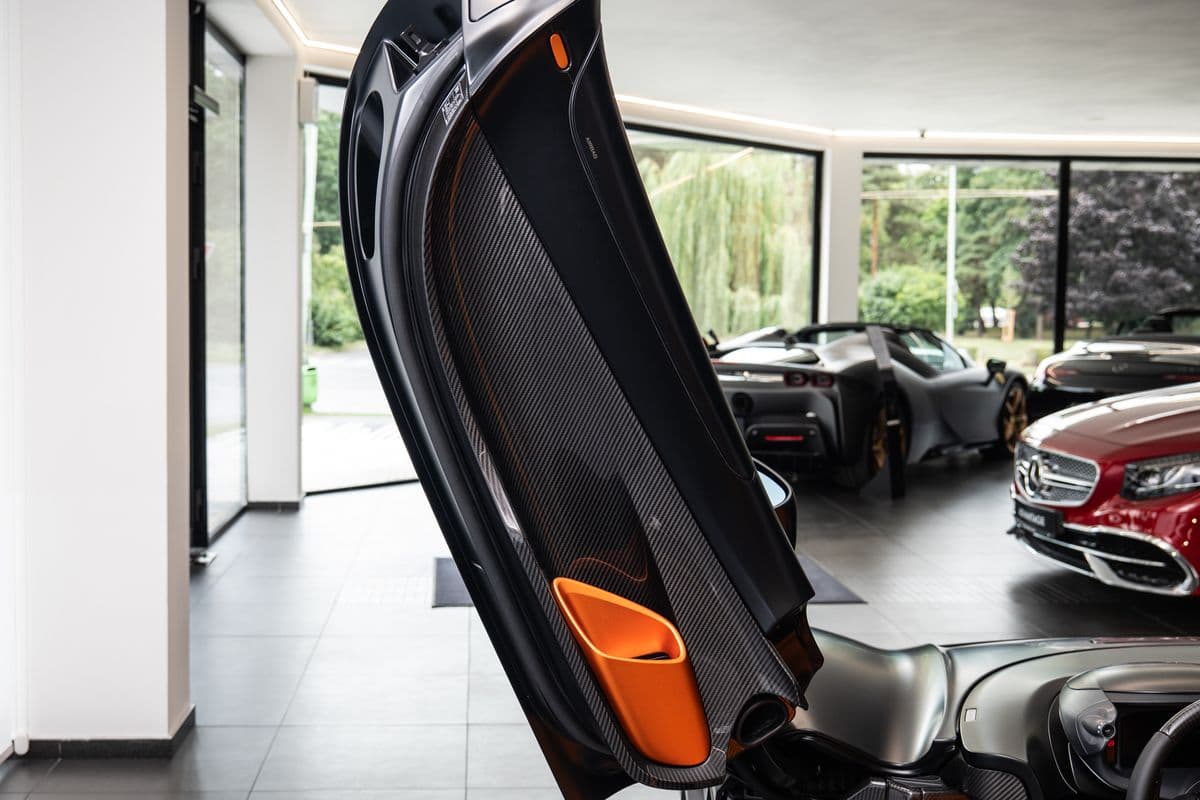 2021 McLaren Ostatní - 6