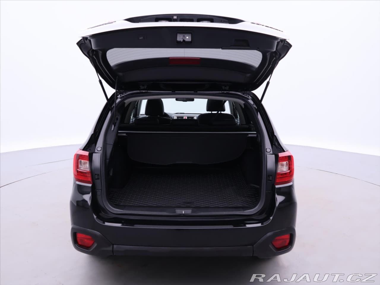2016 Subaru OUTBACK - 9