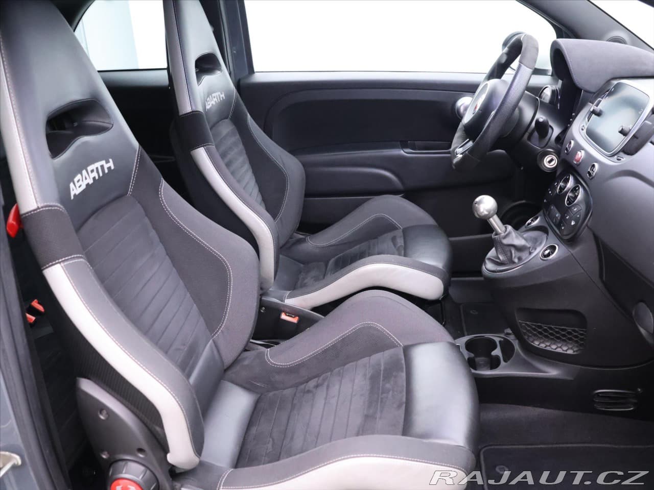 2018 Abarth 500 - 11