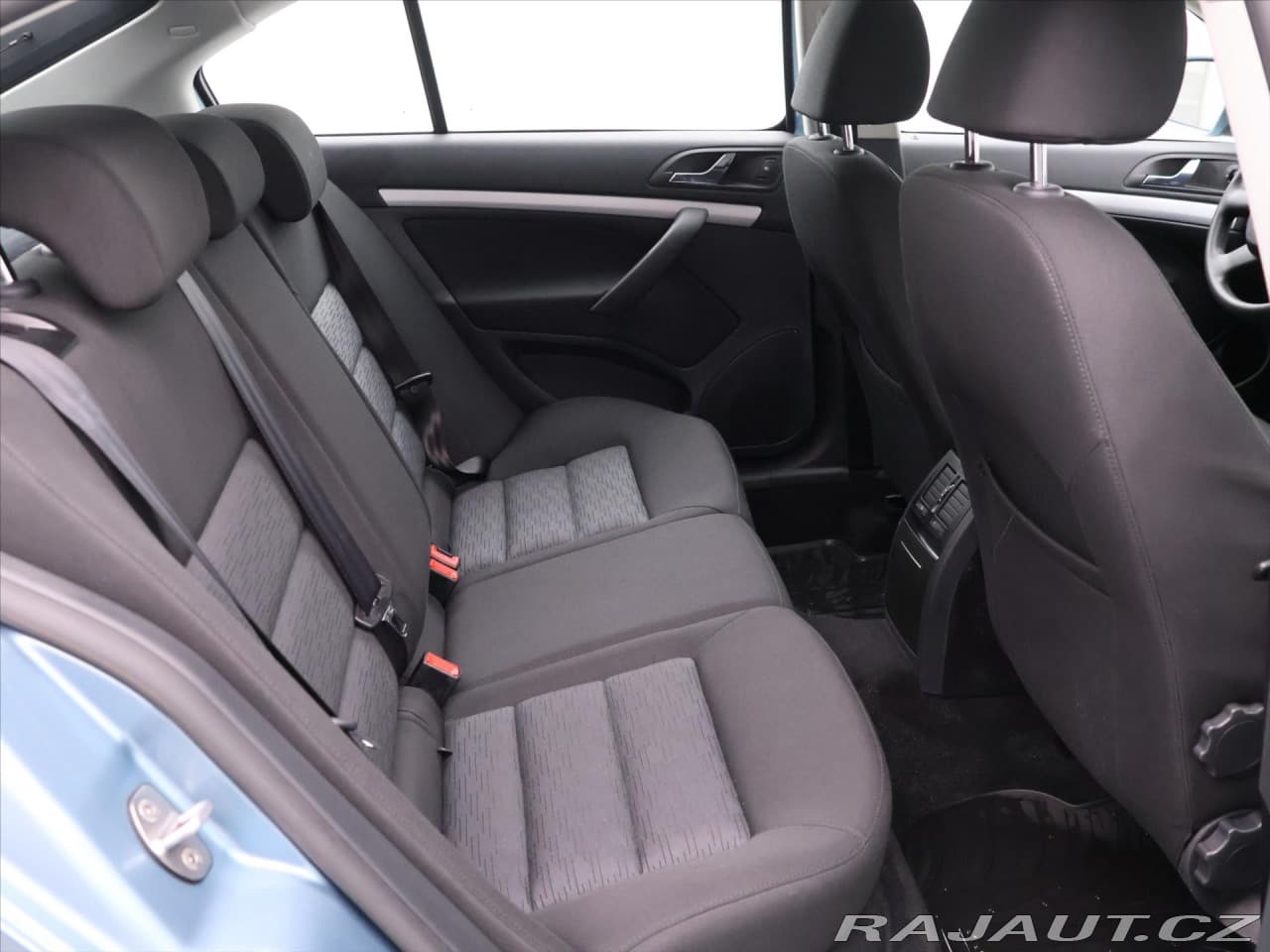 2011 Škoda Octavia - 12