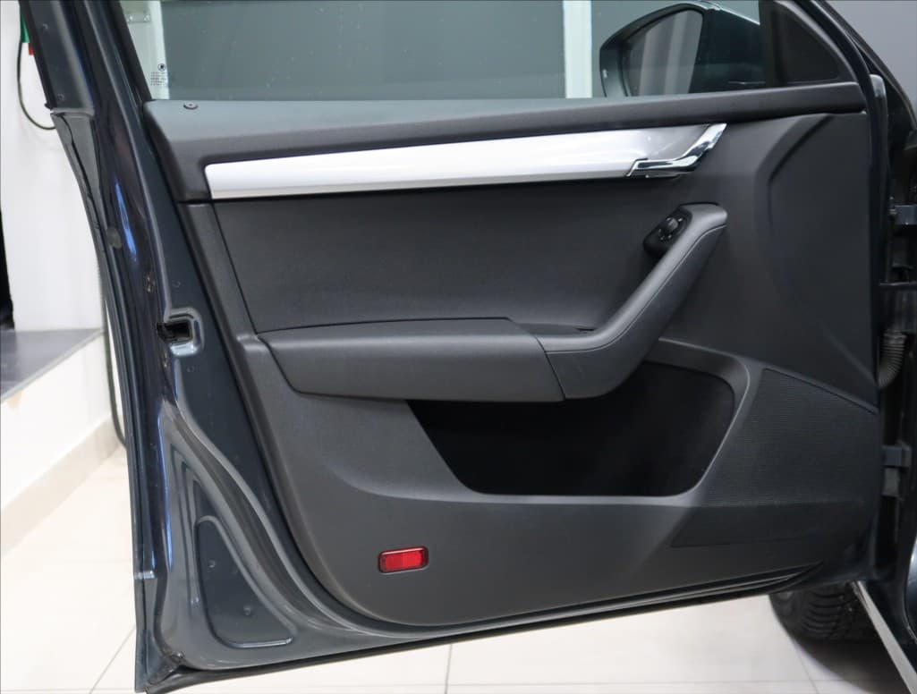 2016 Škoda Octavia - 8