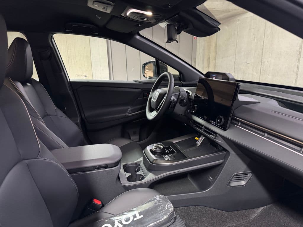 2026 Toyota Bz4x - 25