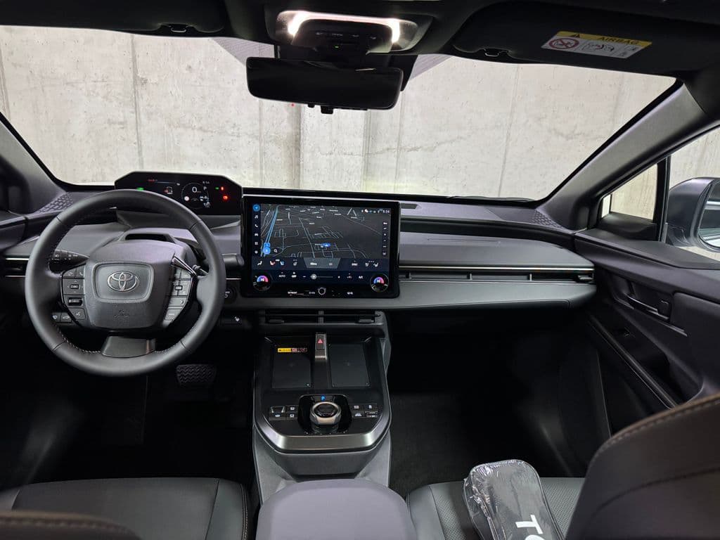 2026 Toyota Bz4x - 33