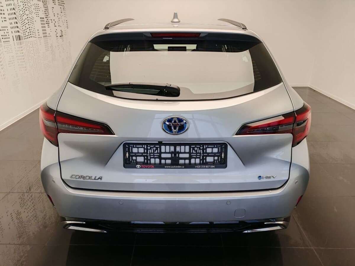 2025 Toyota Corolla - 5