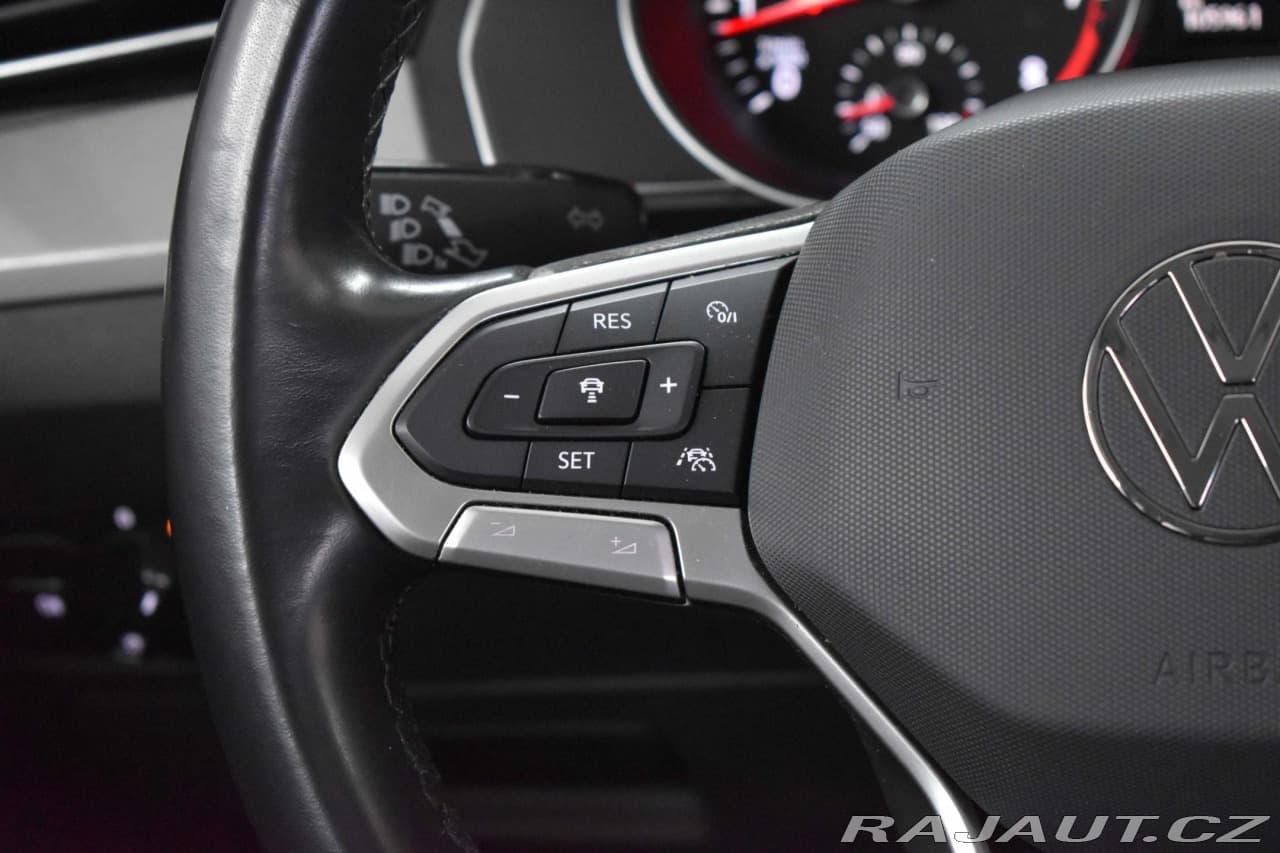 2023 Volkswagen Passat - 17