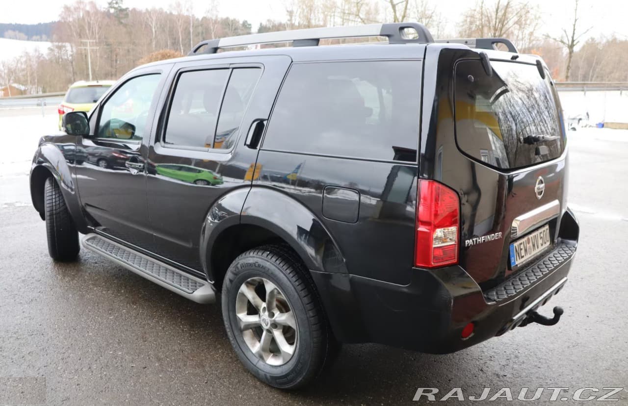2013 Nissan Pathfinder - 3