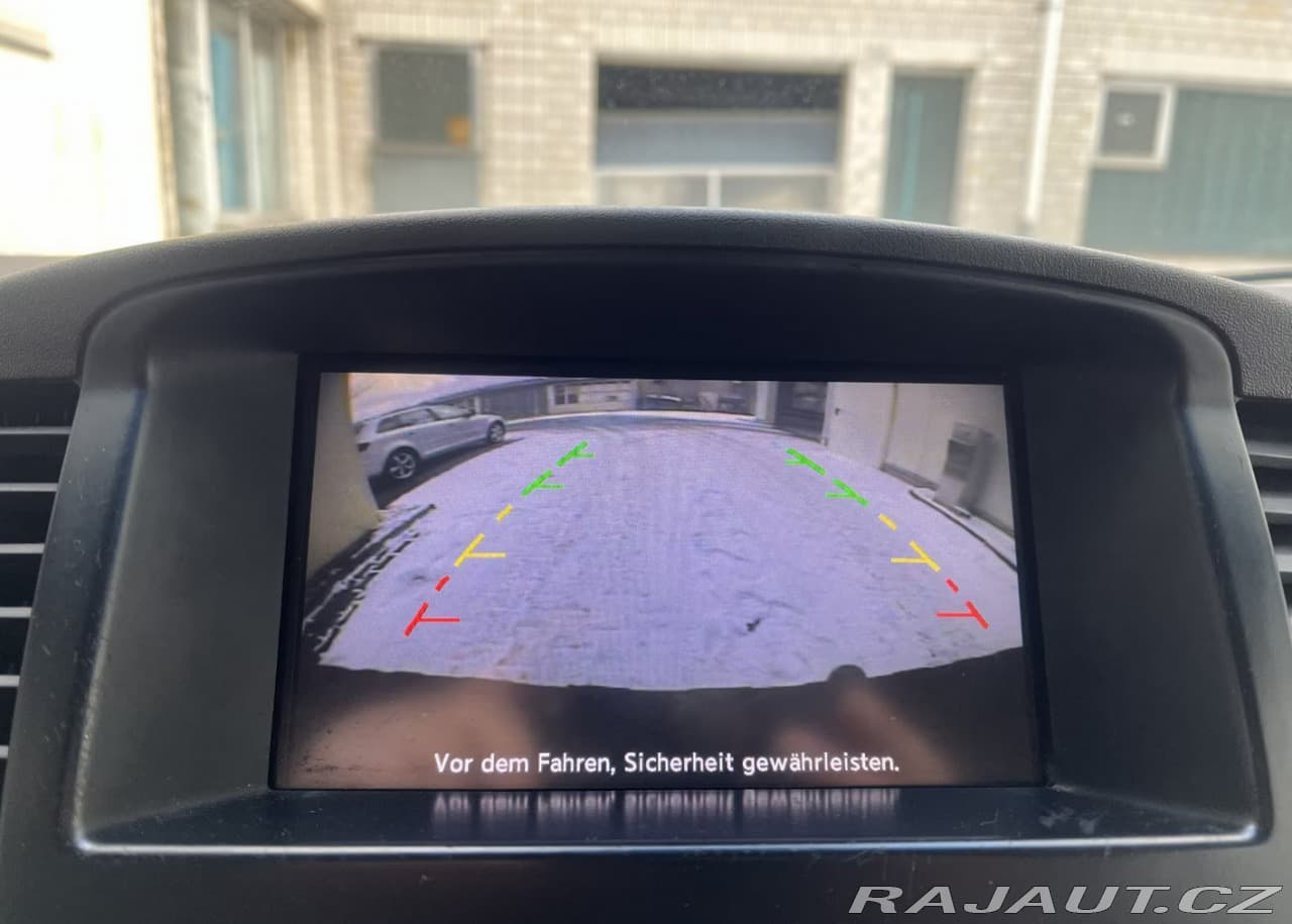 2011 Nissan Pathfinder - 8