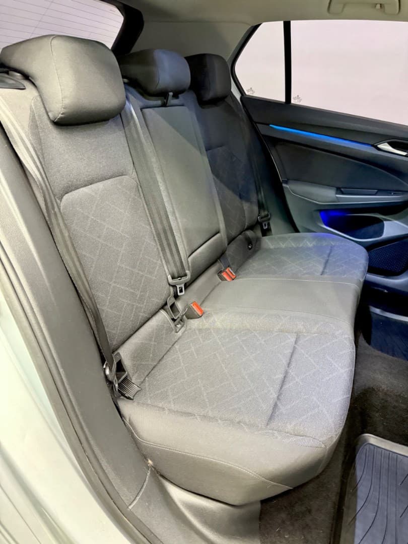 2022 Volkswagen Golf - 19