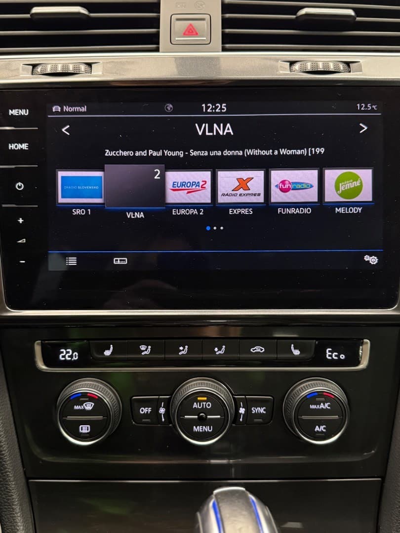 2017 Volkswagen Golf - 18