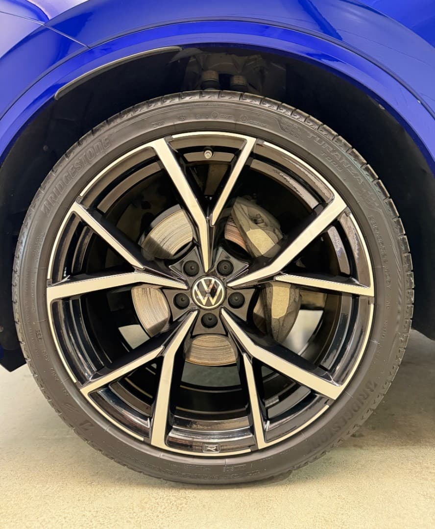 2023 Volkswagen Touareg - 11