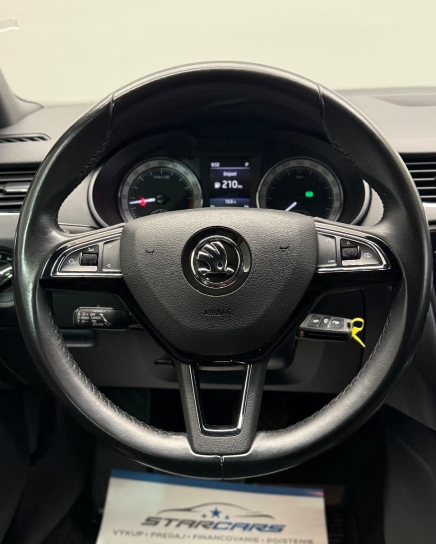 2019 Škoda Octavia - 11