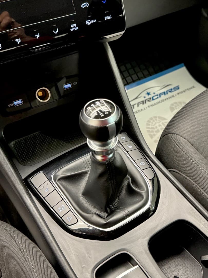 2022 Hyundai Tucson - 15