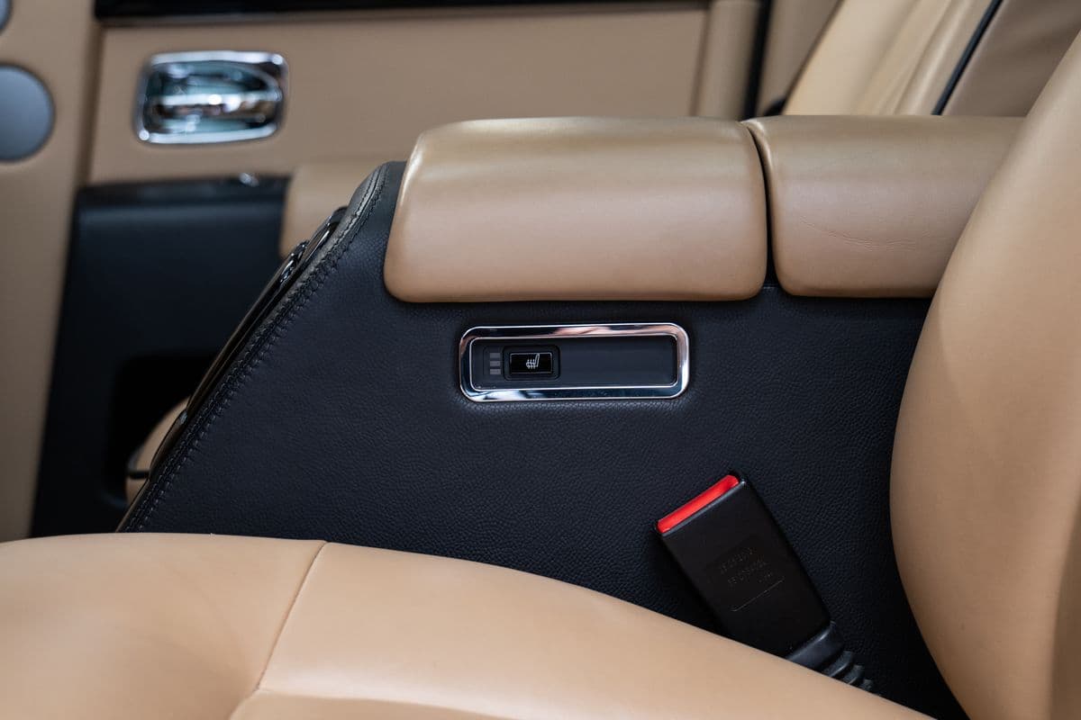 2015 Rolls-Royce Phantom - 19