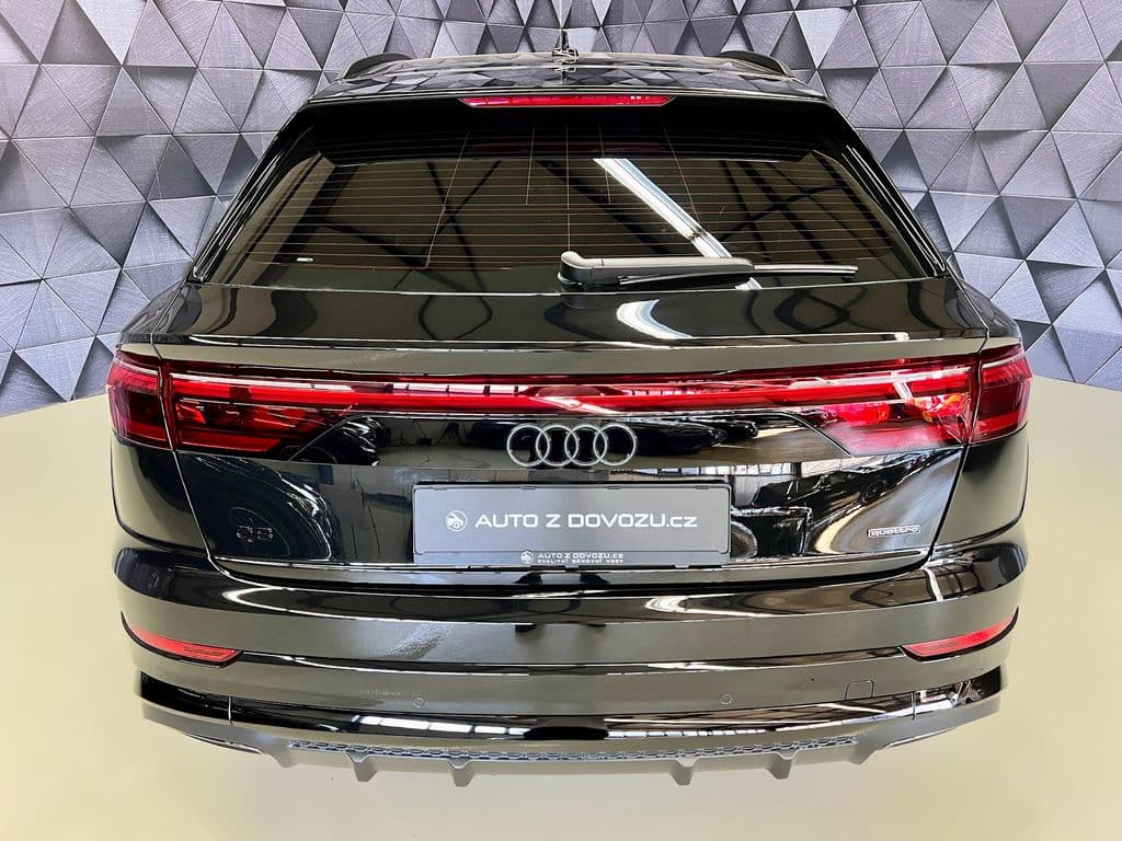2025 Audi Q8 - 6