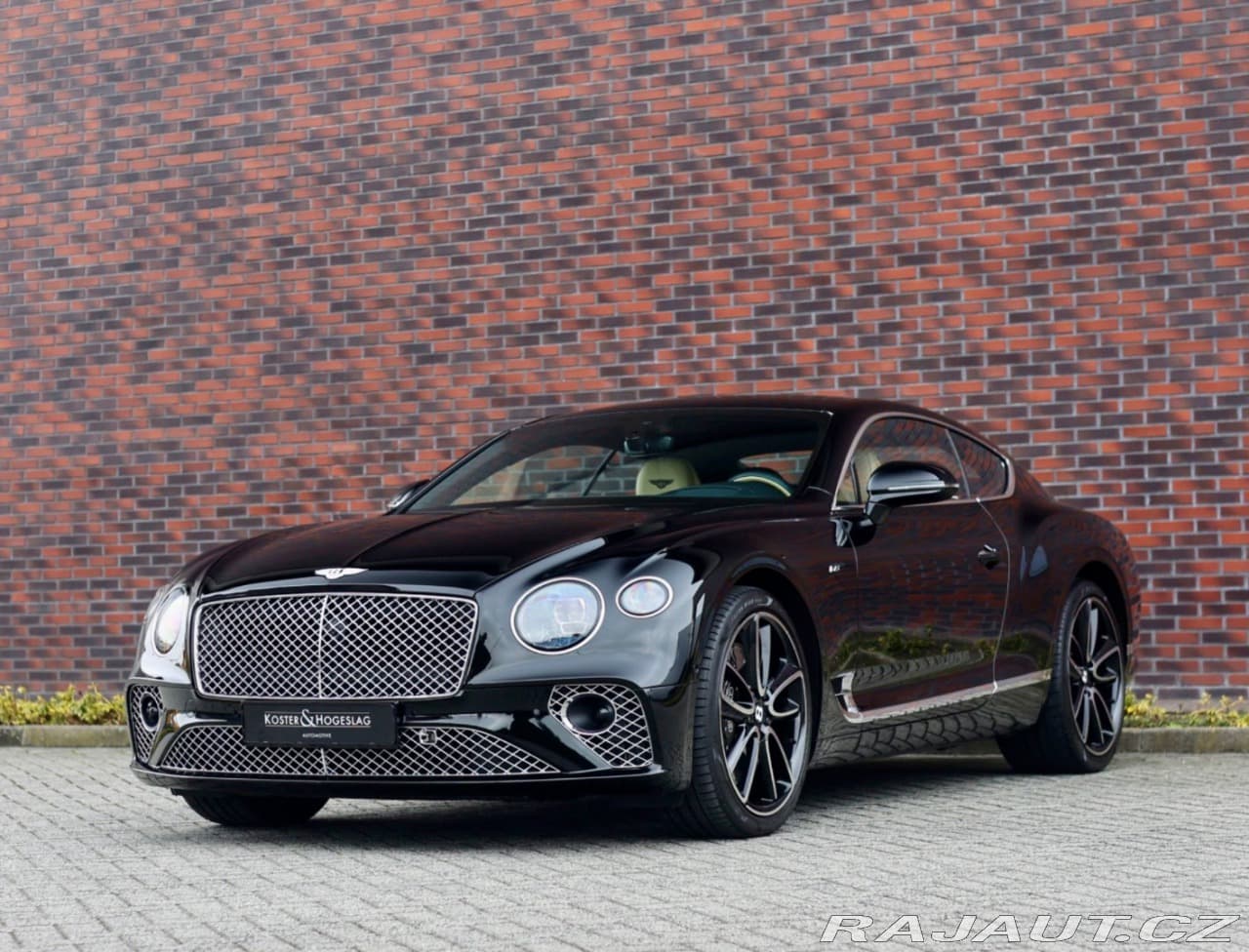 2020 Bentley Continental - 13