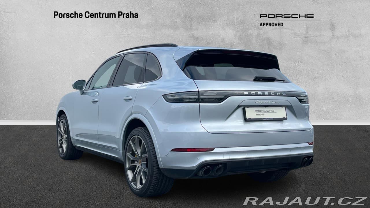 2019 Porsche CAYENNE - 8