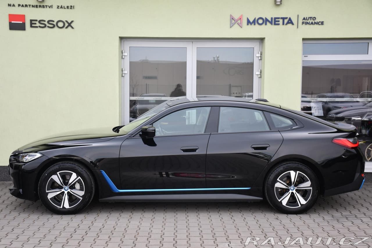 2023 BMW I4 - 11