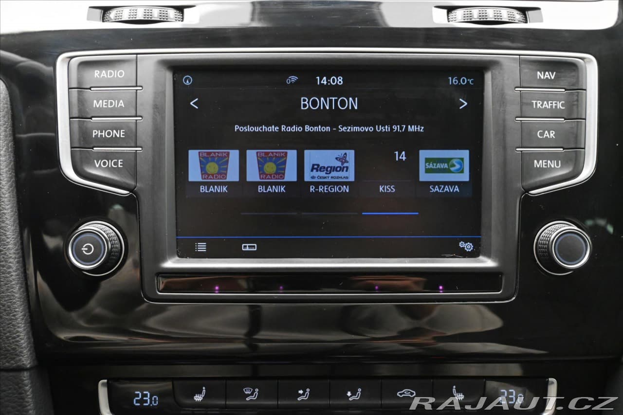 2016 Volkswagen Golf - 19