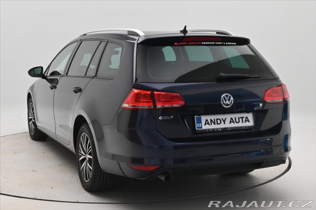 2016 Volkswagen Golf - 7