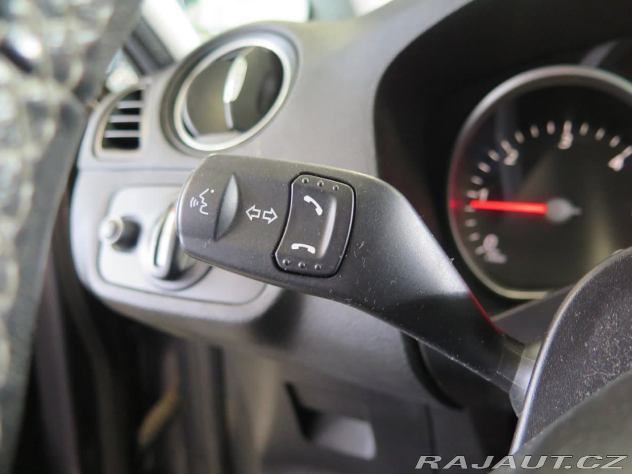 2013 Ford S-Max - 12