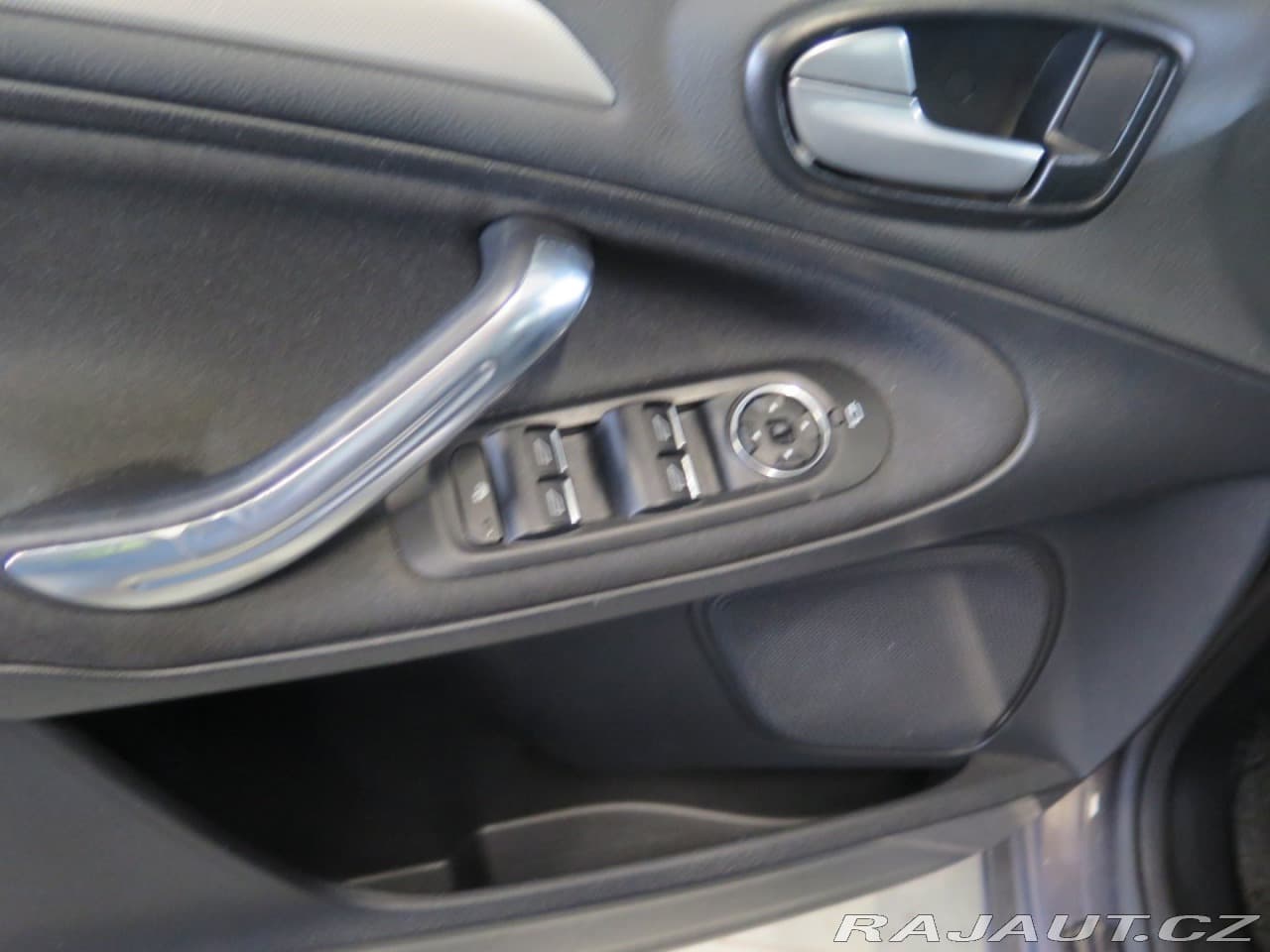 2013 Ford S-Max - 14