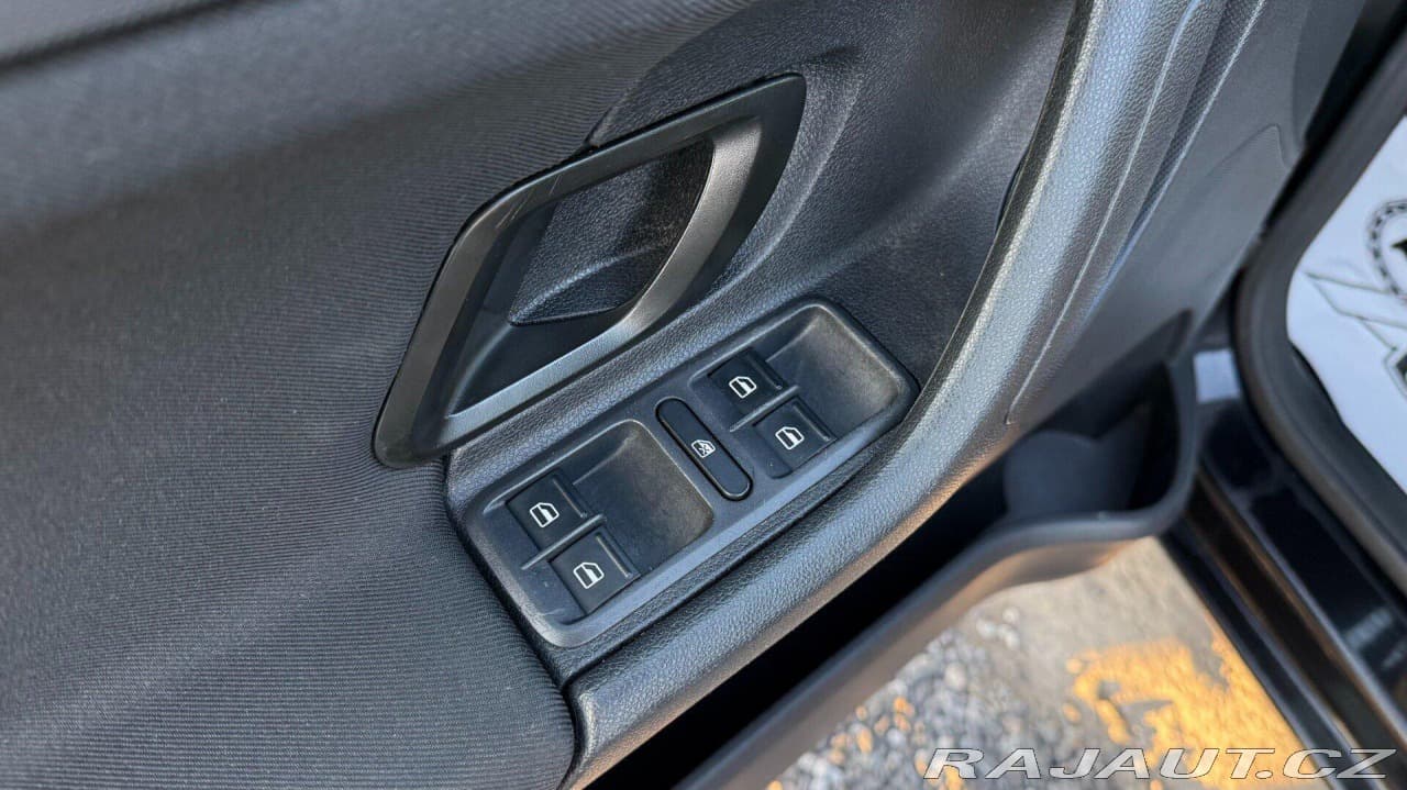 2010 Škoda Fabia - 10