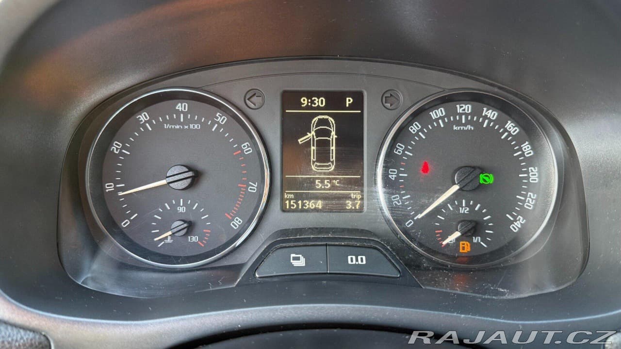 2010 Škoda Fabia - 13