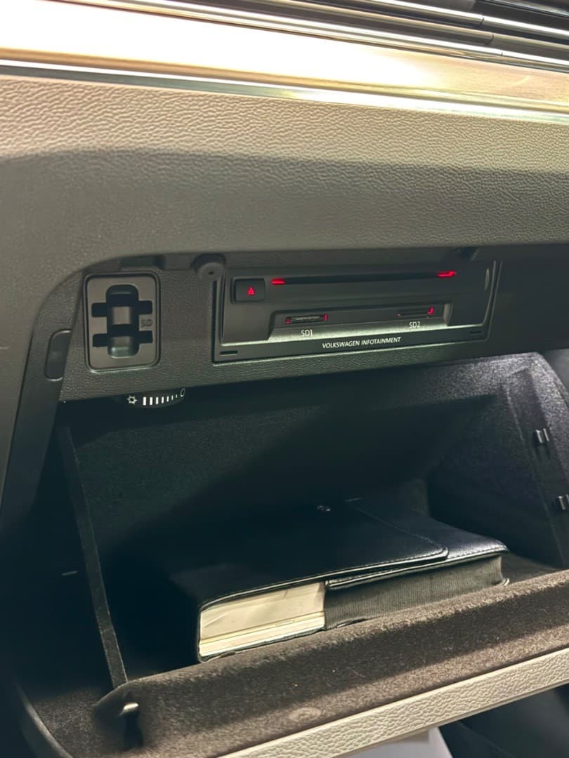 2015 Volkswagen Passat - 19