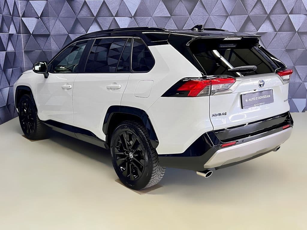 2024 Toyota Rav4 - 5