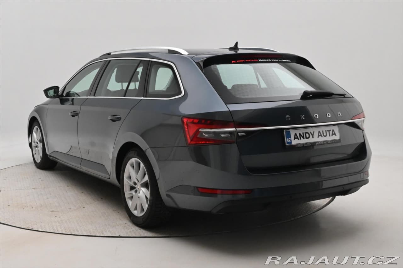 2020 Škoda Superb - 7