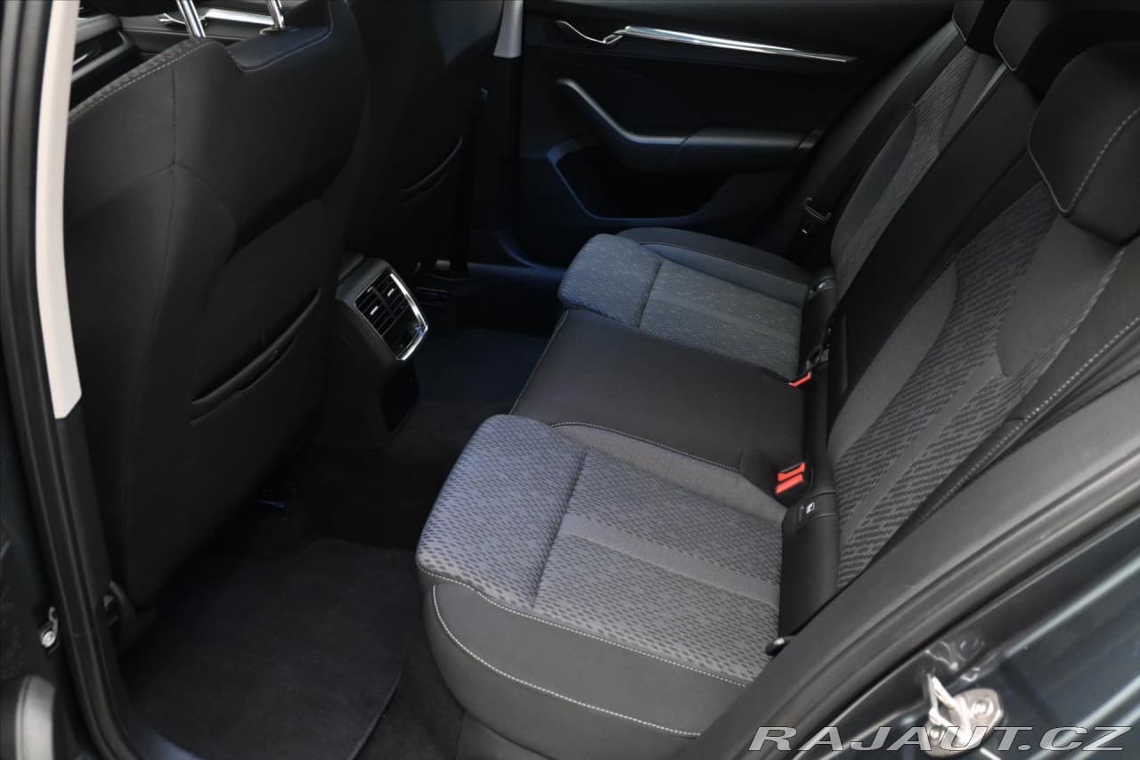 2021 Škoda Octavia - 14