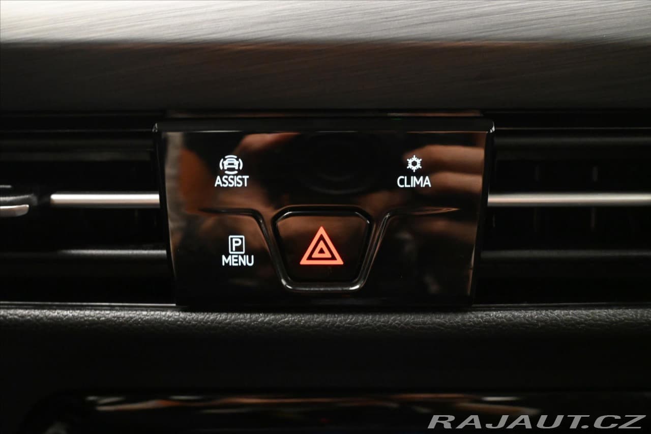 2022 Volkswagen Golf - 20