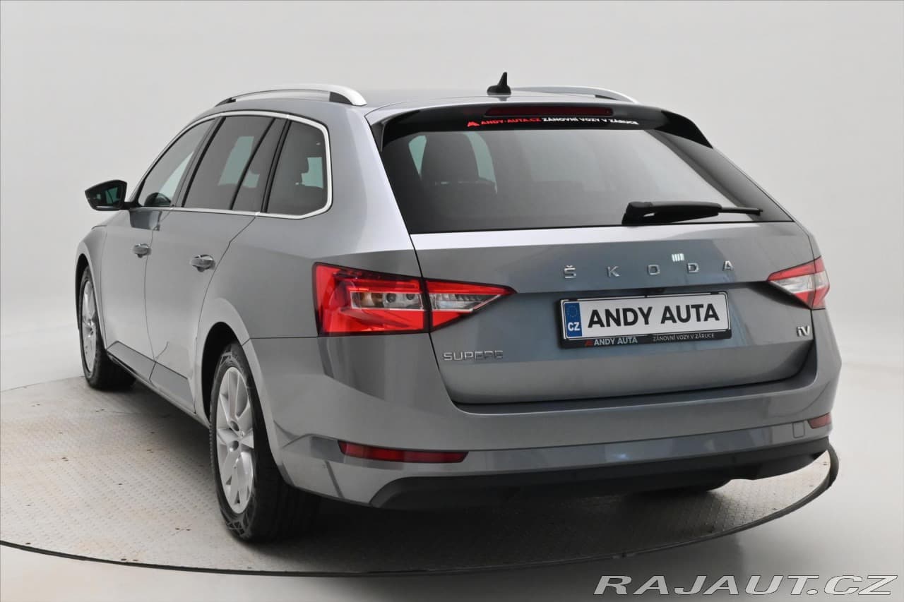 2020 Škoda Superb - 7