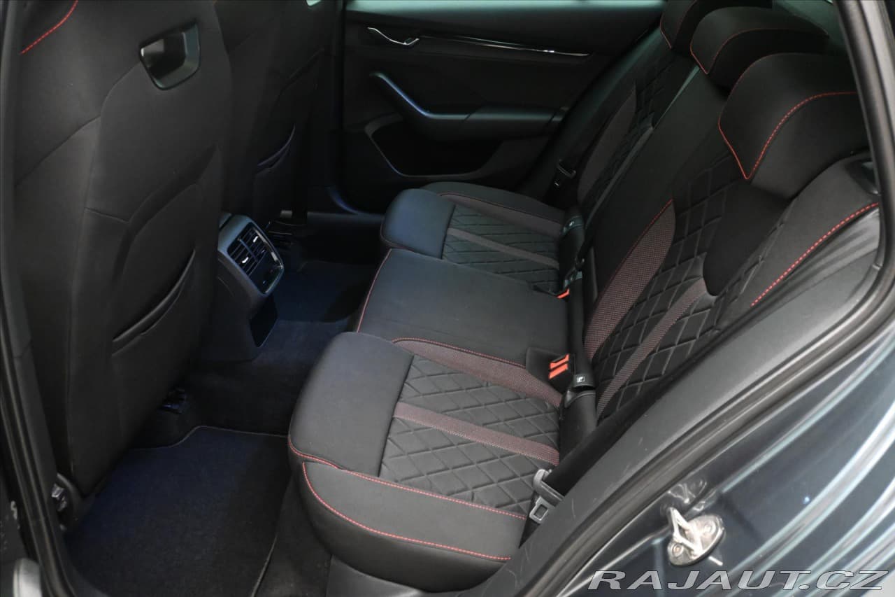 2021 Škoda Octavia - 14