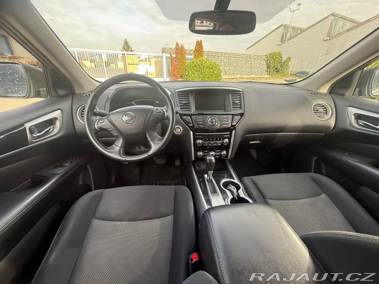 2018 Nissan Pathfinder - 10