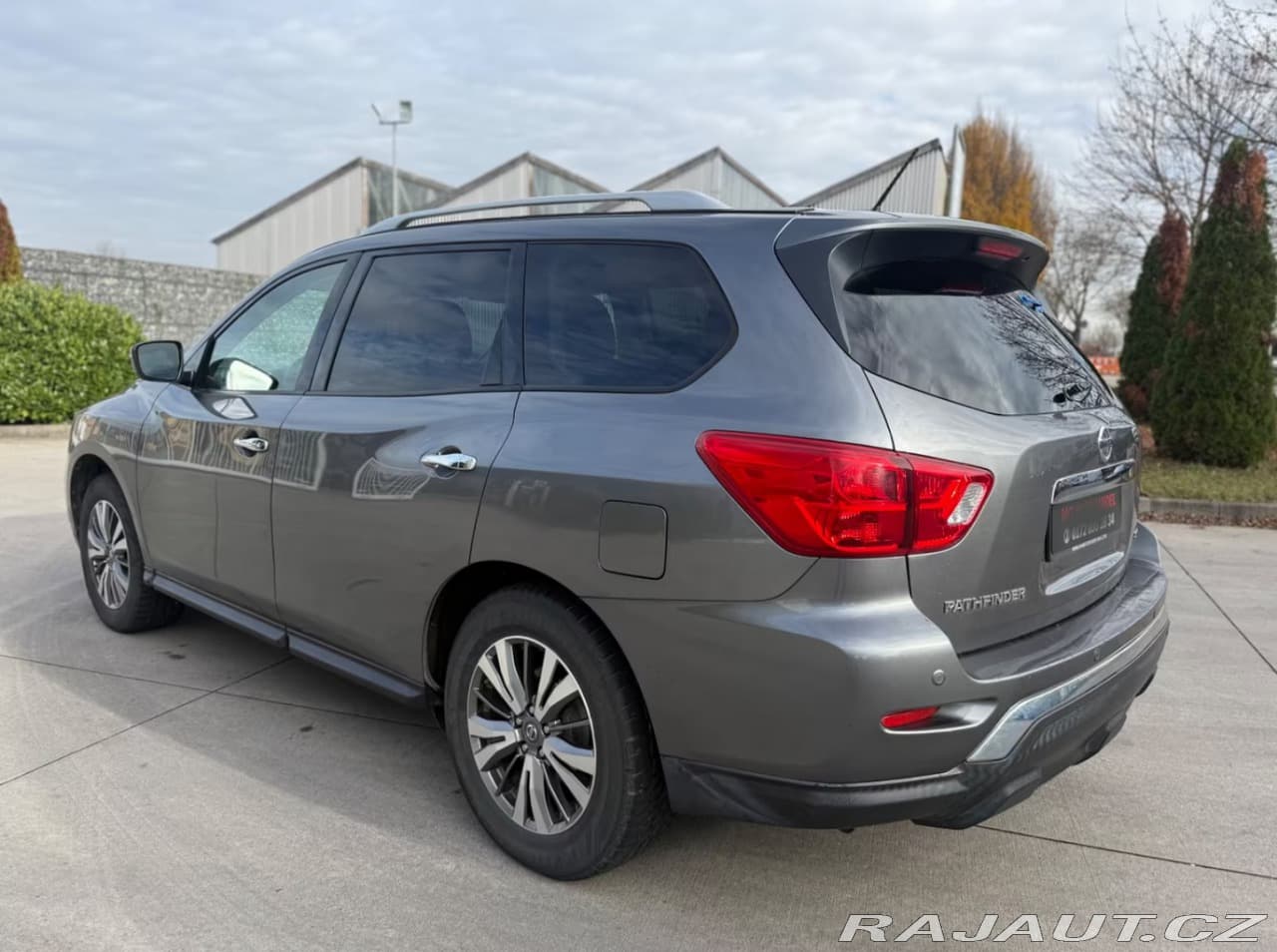 2018 Nissan Pathfinder - 5