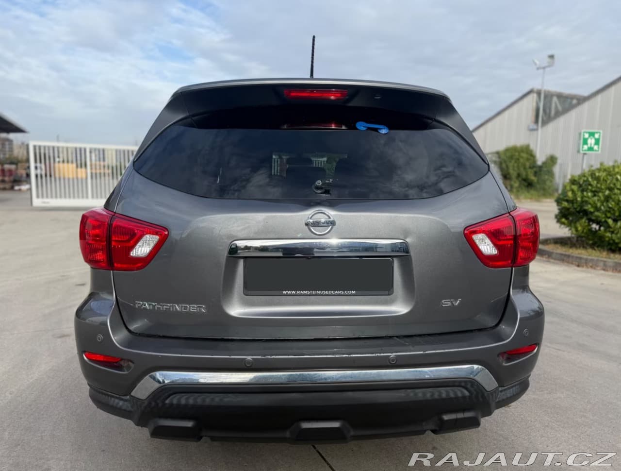 2018 Nissan Pathfinder - 6