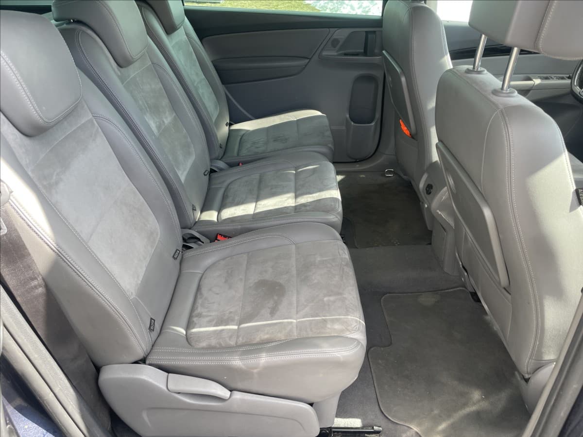 2016 Volkswagen Sharan - 11