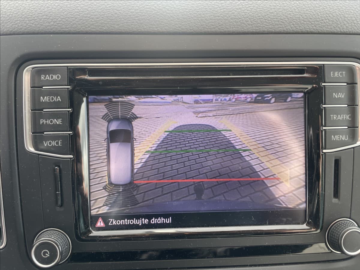 2016 Volkswagen Sharan - 20