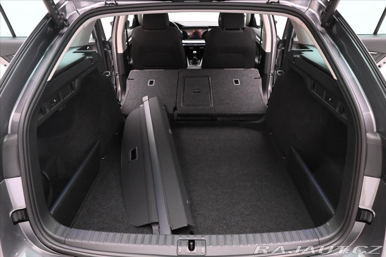 2022 Škoda Octavia - 11