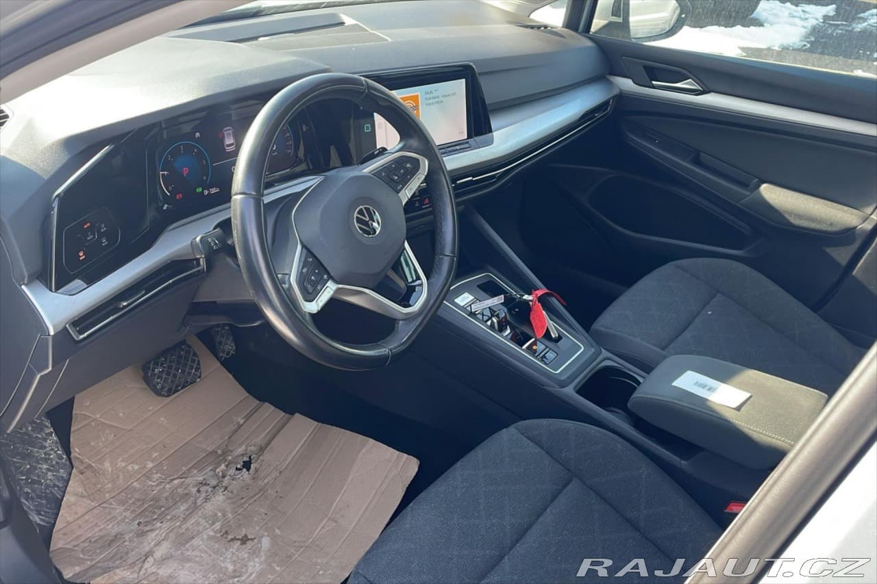 2022 Volkswagen Golf - 2