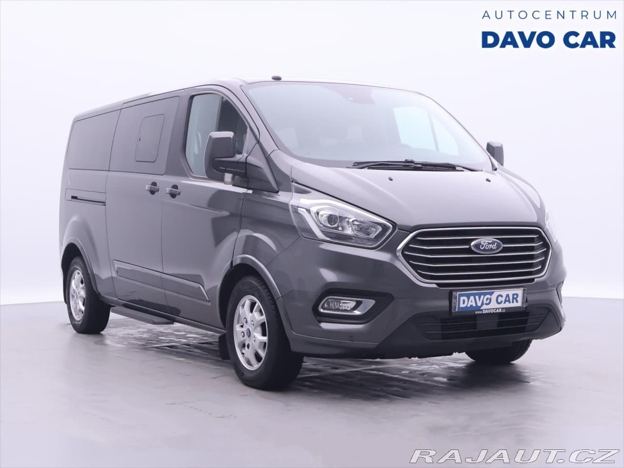 Ford Tourneo Custom 2,0 TDCi Aut. CZ 8-Míst L