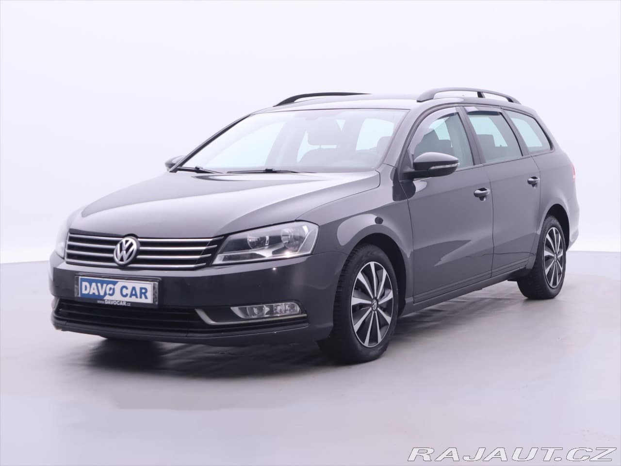 2014 Volkswagen Passat - 3