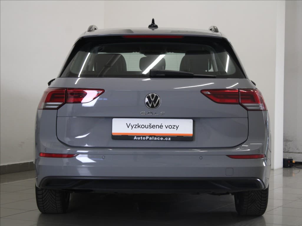 2023 Volkswagen Golf - 4