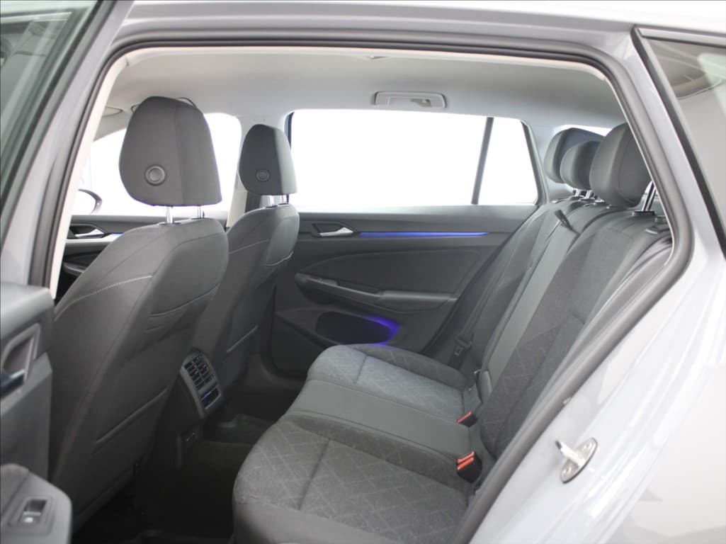 2023 Volkswagen Golf - 7