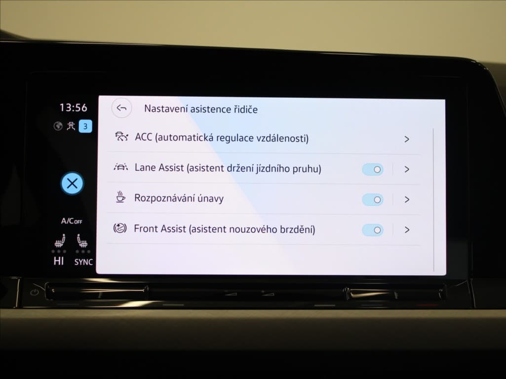 2023 Volkswagen Golf - 11