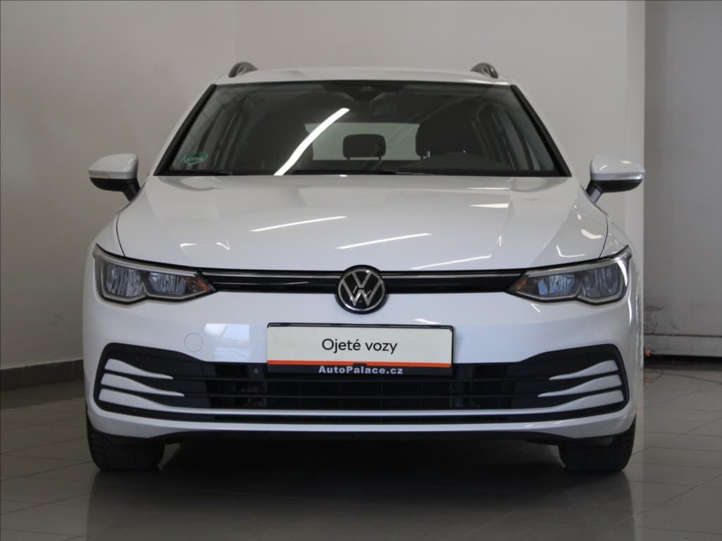 2023 Volkswagen Golf - 2