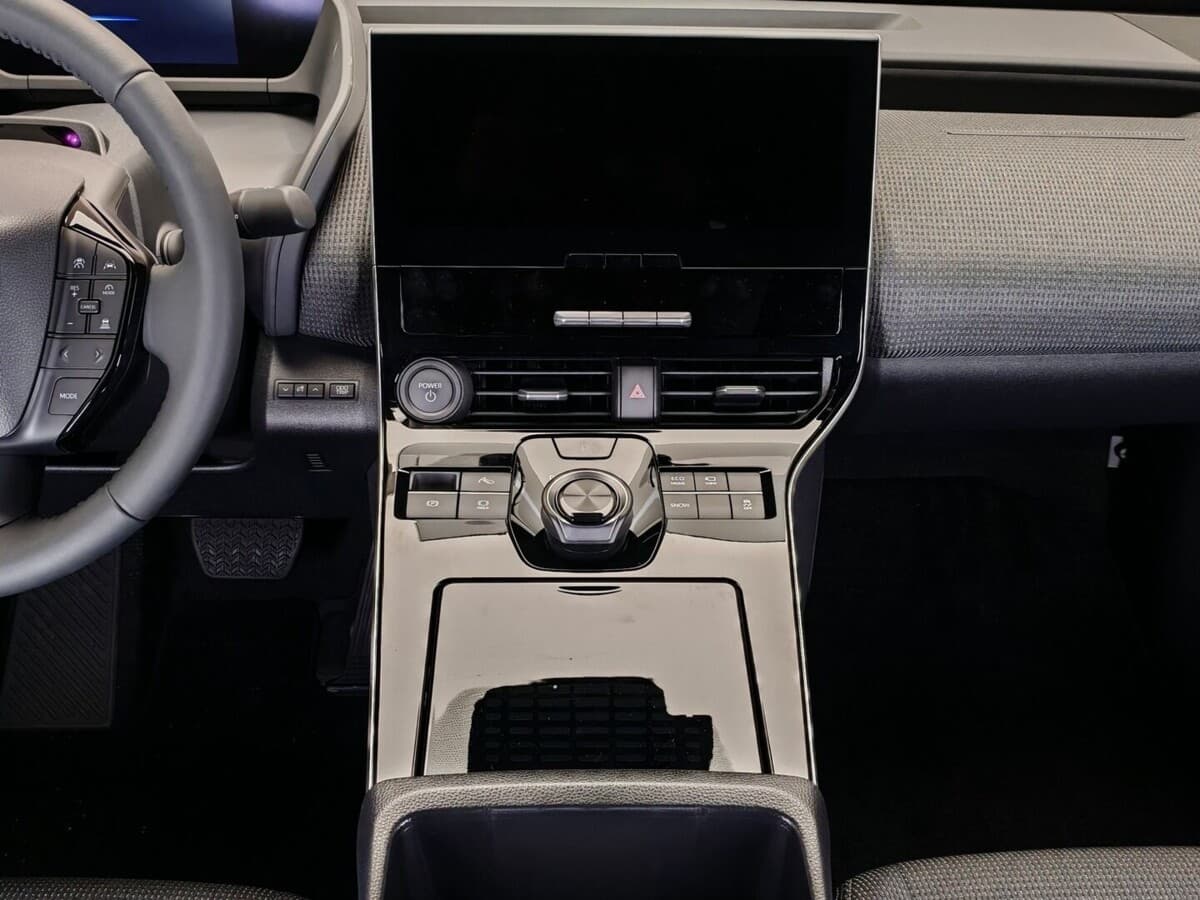 2024 Toyota Bz4x - 14